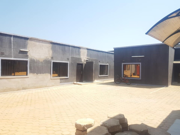 3-bedroom-flat-for-rent-in-ibex-hill-big-2