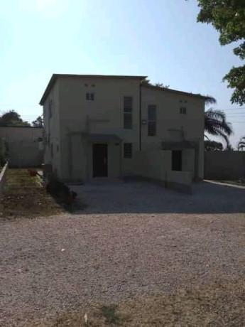 neat-2-bedroom-flat-for-rent-in-olympia-big-5