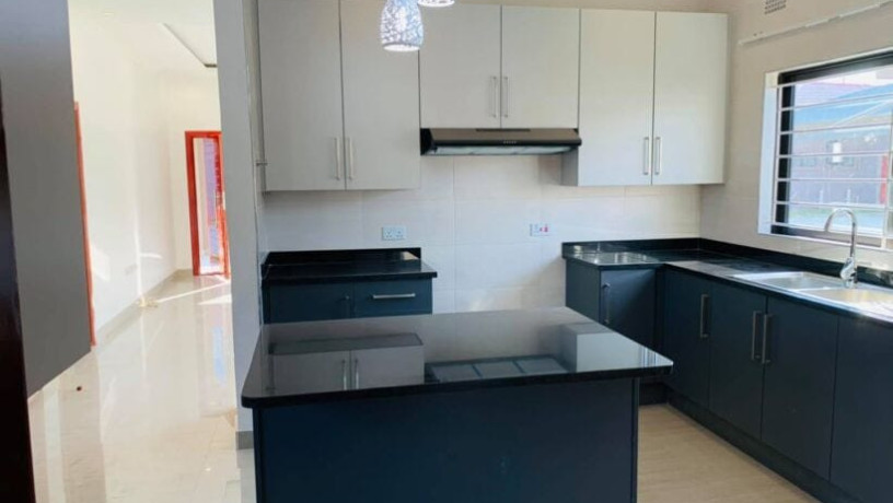 3-bedroom-flat-for-rent-in-new-kasama-big-4