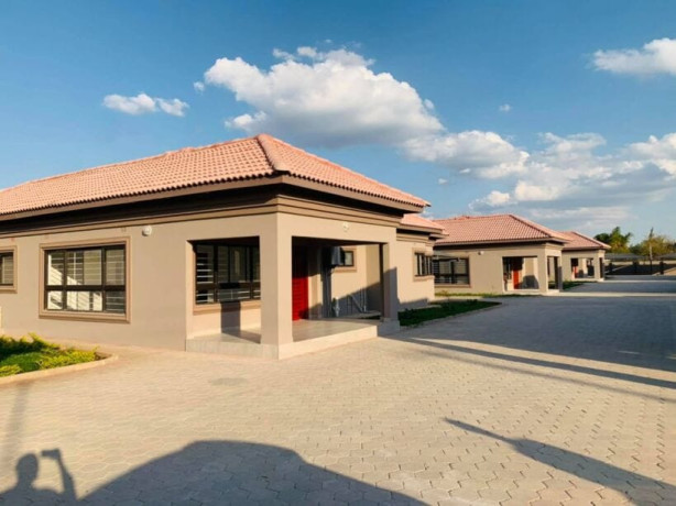 3-bedroom-flat-for-rent-in-new-kasama-big-3
