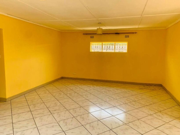 3-bedroom-apartment-for-rent-in-ibex-hill-big-2