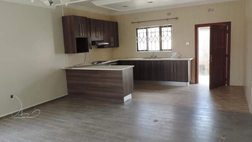 3-bedroom-flat-for-rent-in-salama-park-big-3