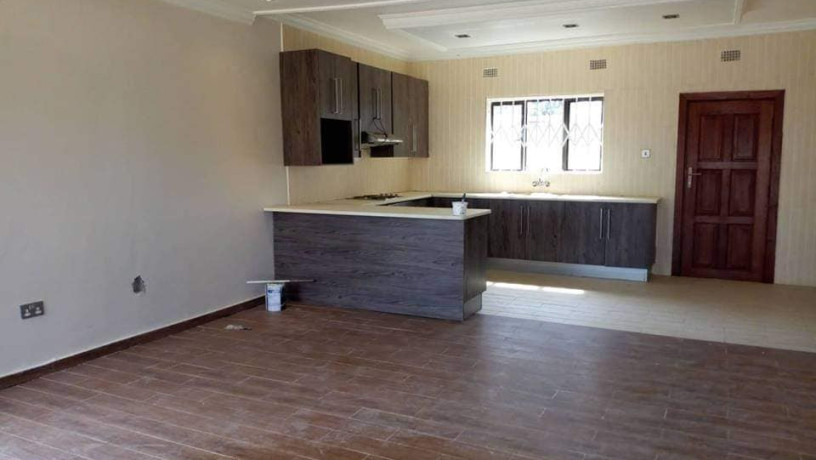 3-bedroom-flat-for-rent-in-salama-park-big-6