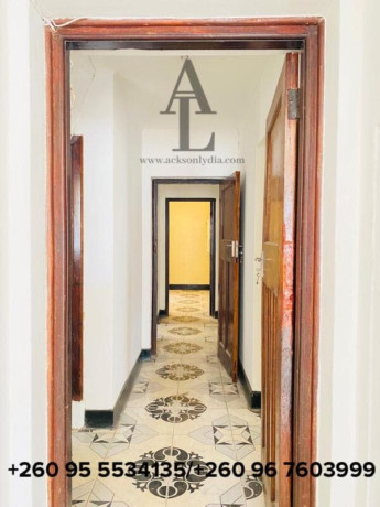 office-space-for-rent-in-rhodespark-big-4
