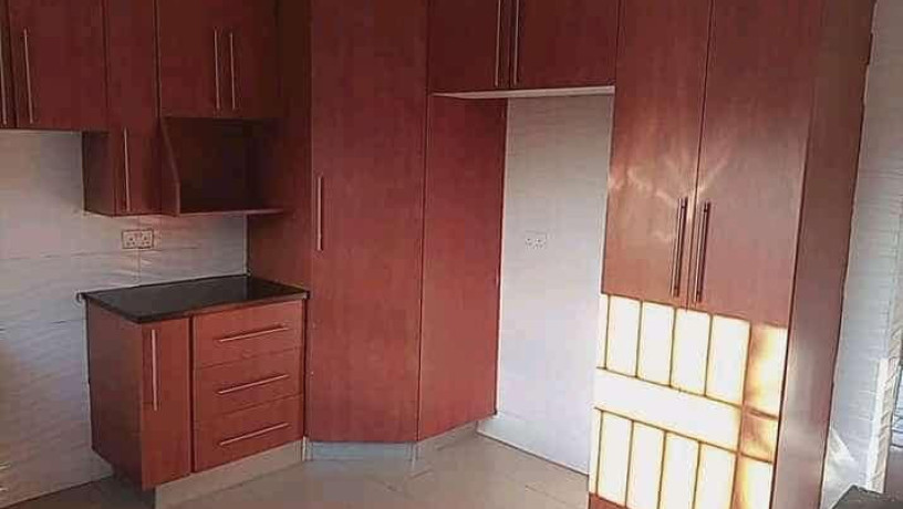 2-bedroom-flat-for-rent-in-makeni-big-2