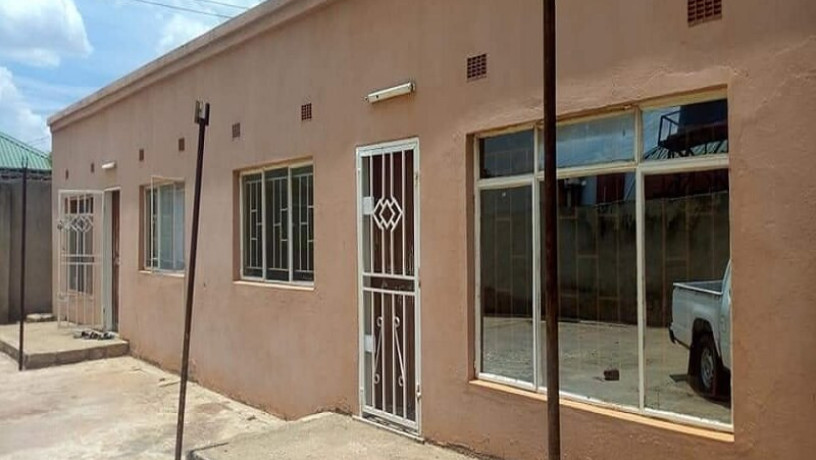 2-bedroom-flat-for-rent-in-avondale-big-0