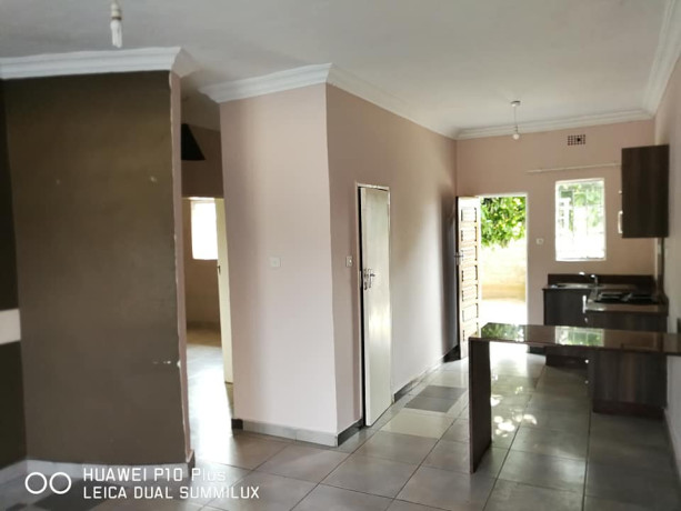 2-bedroom-flat-for-rent-in-avondale-big-6