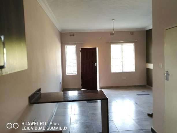2-bedroom-flat-for-rent-in-avondale-big-2