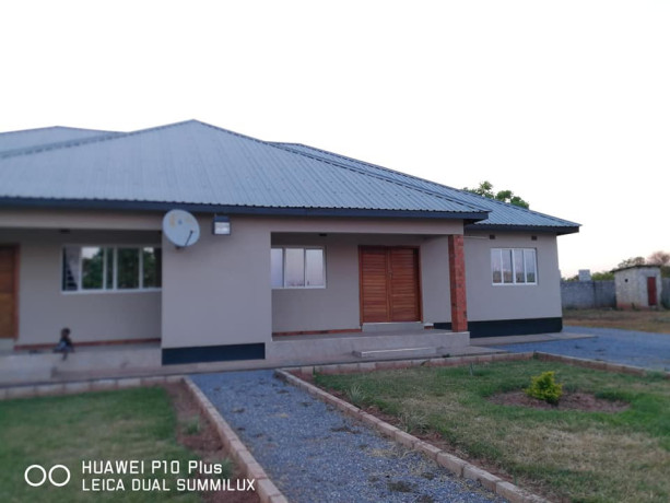 2-bedroom-flat-for-rent-in-silverest-big-1