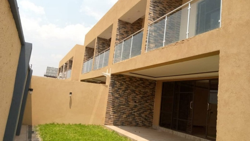 3-bedroom-modern-flat-for-rent-in-woodlands-big-2