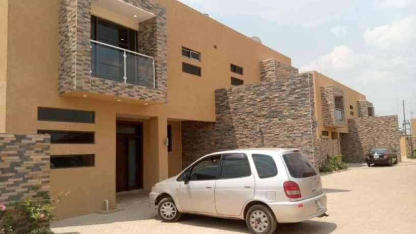 3-bedroom-modern-flat-for-rent-in-woodlands-big-4