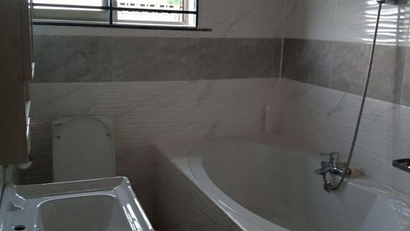 spacious-2-bedroom-flat-for-rent-in-lilayi-estates-big-4