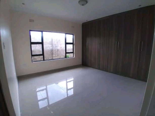 3-bedroom-flat-for-rent-in-makeni-bonaventure-big-5