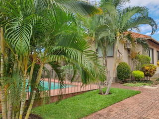 12-3-bedroom-fully-furnished-apartments-for-rent-in-chudleigh