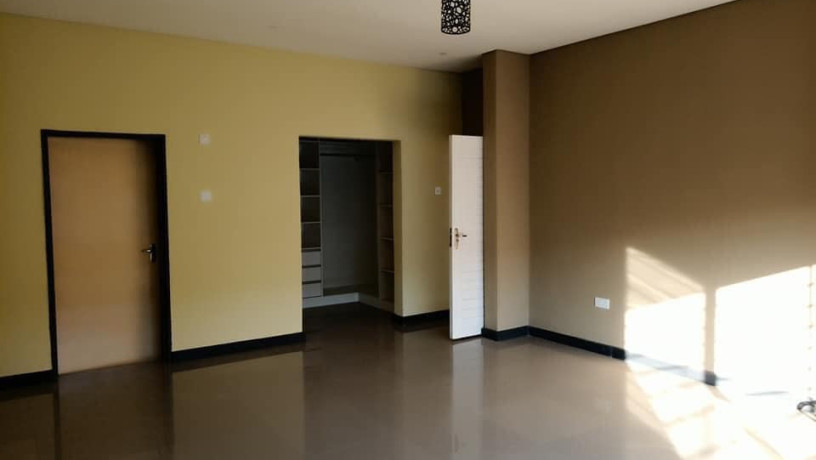 3-bedroom-flat-for-rent-in-ibex-hill-big-8