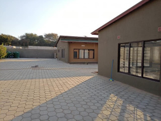 3-bedroom-flat-for-rent-in-ibex-hill