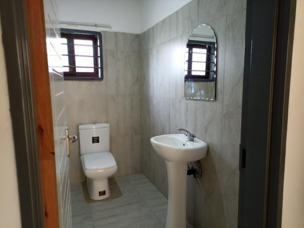 3-bedroom-flat-for-rent-in-ibex-hill-big-5