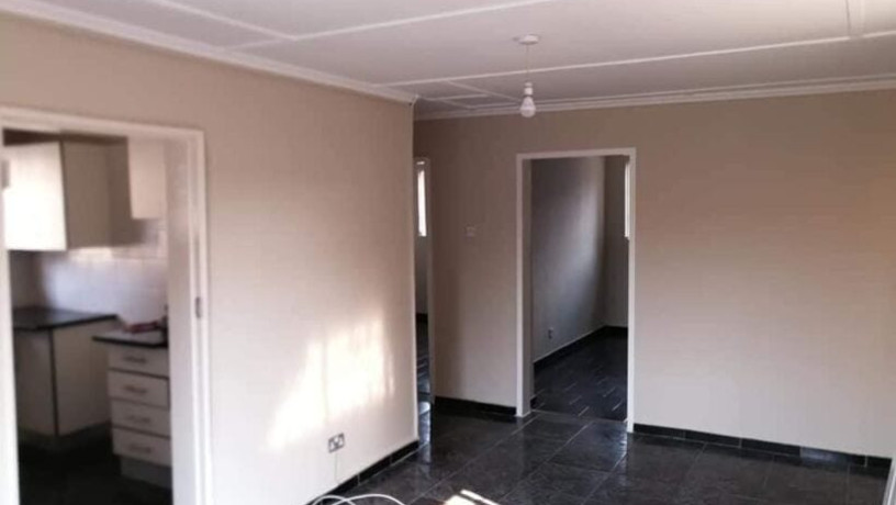 2-bedroom-flat-for-rent-in-rhodespark-big-1