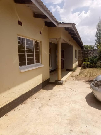 3-bedroom-standalone-house-for-rent-in-makeni-big-1