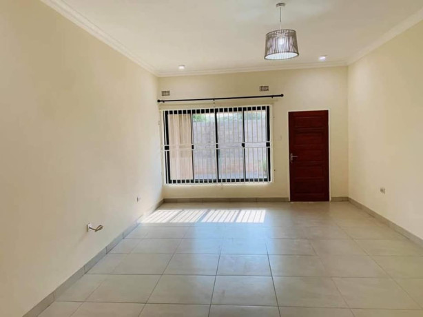 2-bedroom-flat-for-rent-in-ibex-meanwood-big-7