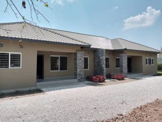 newly-built-2-bedroom-semi-detached-flat-in-makeni-bonaventure