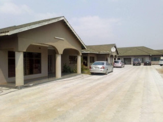 3-bedroom-flat-for-rent-in-chalala
