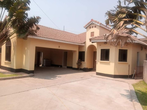 3-bedroom-flat-for-rent-in-kabulonga-big-0