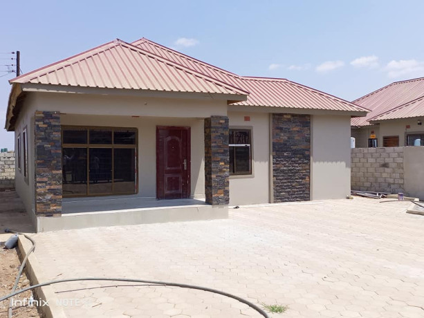 3-bedroom-apartment-for-sale-in-lilayi-big-2