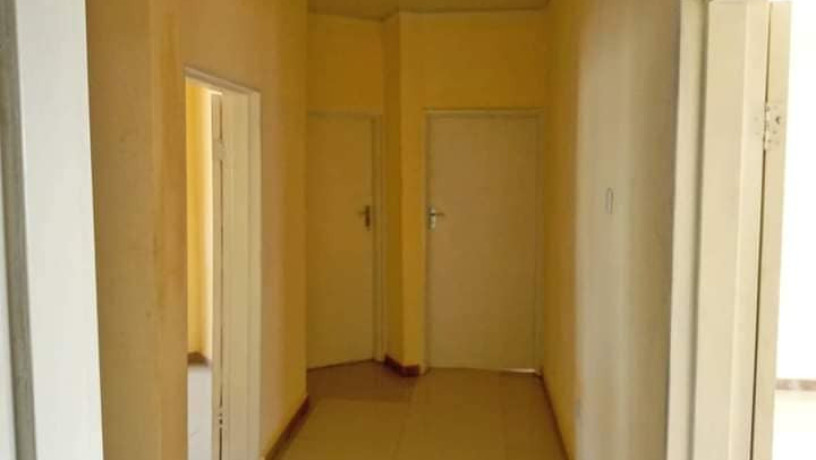 3-bedroom-flat-for-rent-in-chalala-big-6