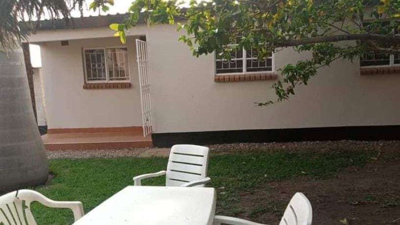 2-bedroom-flat-for-rent-in-chalala-big-7