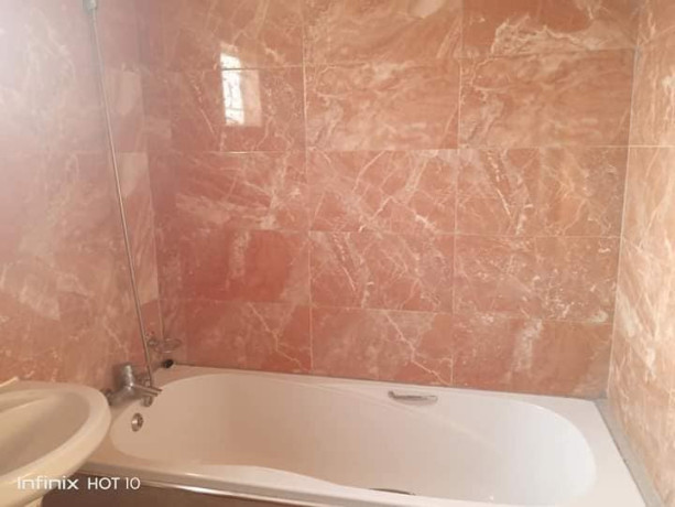 2-bedroom-flat-for-rent-in-chalala-big-4