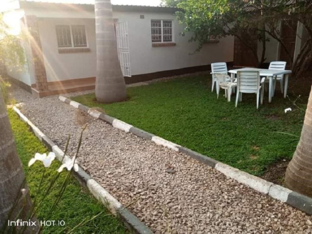 2-bedroom-flat-for-rent-in-chalala-big-3