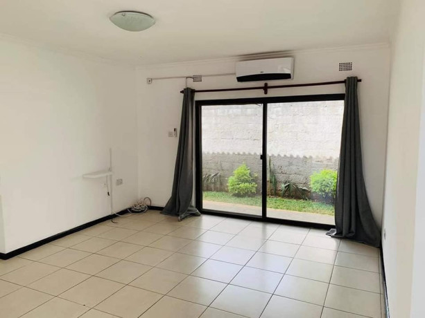 3-bedroom-flat-for-rent-in-kabulonga-big-5