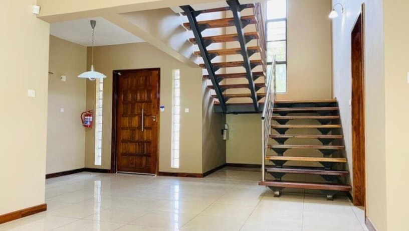 3-bedroom-double-storey-house-for-rent-in-sunningdale-big-6