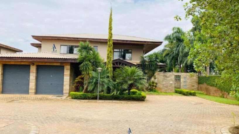 3-bedroom-double-storey-house-for-rent-in-sunningdale-big-0