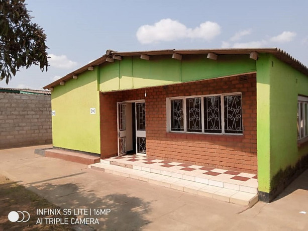 4-bedroom-house-for-rent-in-kabwata-big-1