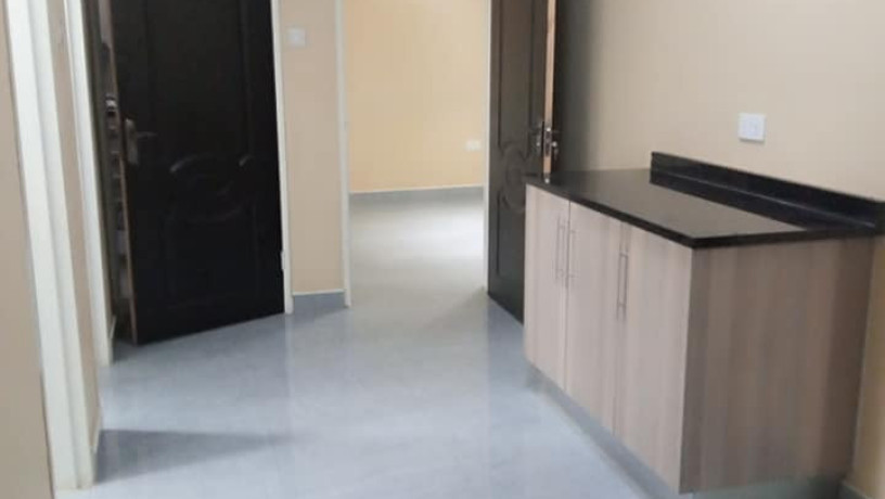 3-bedroom-flat-for-rent-in-chalala-big-5