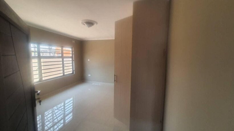 2-bedroom-flat-for-rent-in-ibex-hill-big-6