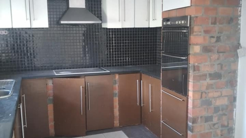 3-bedroom-flat-for-rent-in-rhodespark-big-0