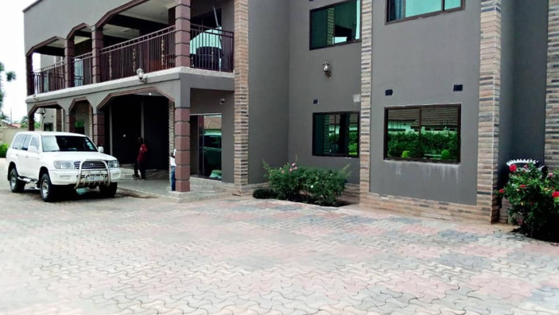 3-bedroom-flat-for-rent-in-salama-park-big-4