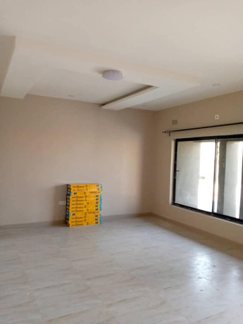 2-bedroom-flats-for-rent-in-silverest-big-4
