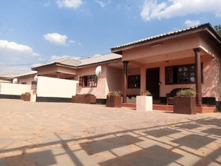 3-bedroom-flat-for-rent-in-chalala
