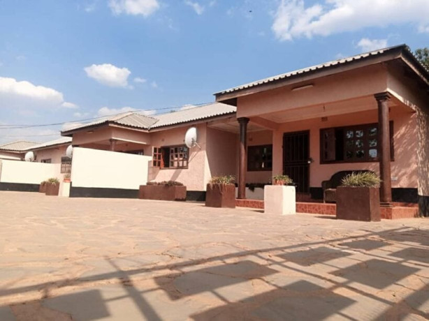 3-bedroom-flat-for-rent-in-chalala-big-0