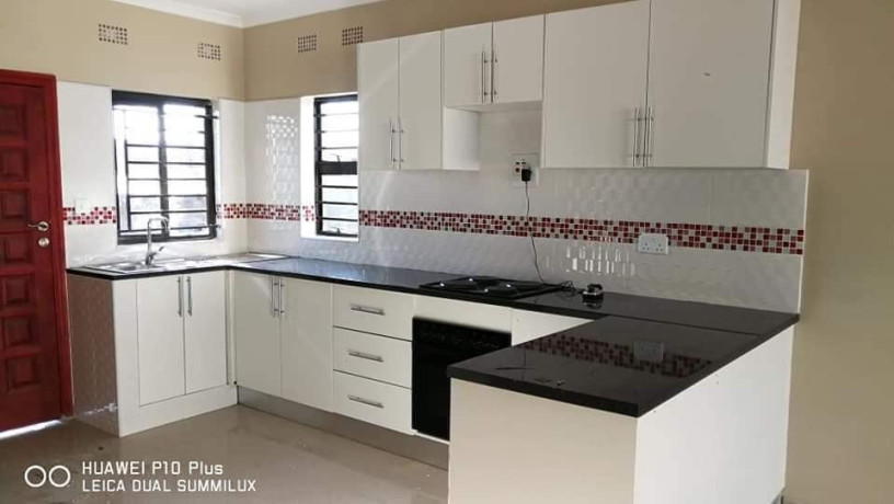 2-bedroom-flat-for-rent-in-roma-big-6