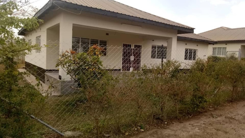 3-bedroom-flat-for-rent-in-makeni-big-0