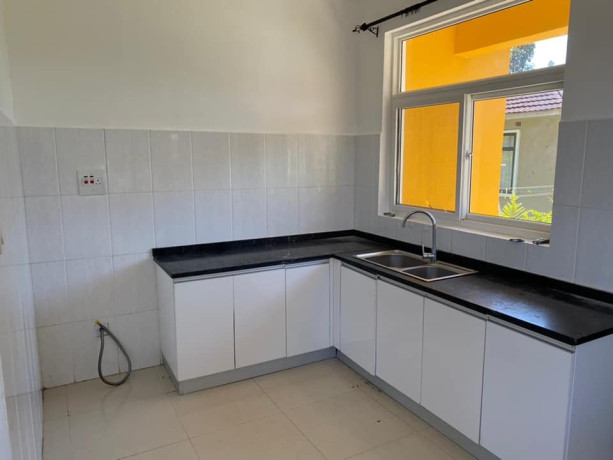 2-bedroom-standalone-flat-for-rent-in-silverest-big-1