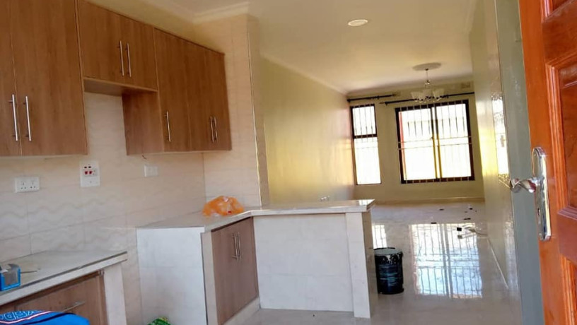 2-bedroom-flat-for-rent-in-meanwood-kwamwena-big-7