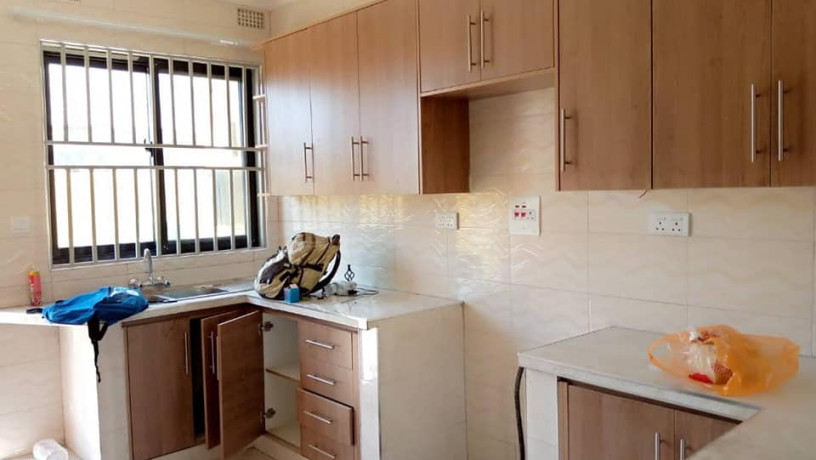 2-bedroom-flat-for-rent-in-meanwood-kwamwena-big-1