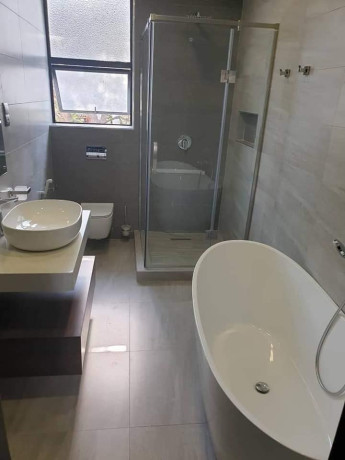 3-bedroom-furnished-apartment-for-rent-in-longacres-big-3