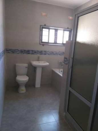 3-bedroom-flat-for-rent-in-chalala-big-8